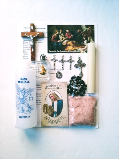 Picture of items in the Mini 3 Days of Darkness. Click on the "Items" Tab for a full list of all the items. 
